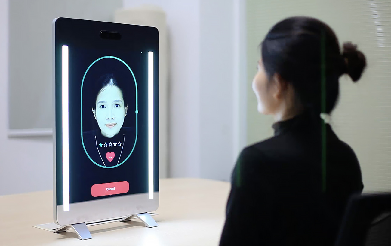 Учені представили "дзеркало довголіття", яке показує, як насправді старіє людина